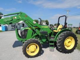 2015 John Deere 5085E