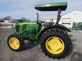 2017 John Deere 5075E