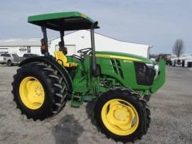 2017 John Deere 5075E