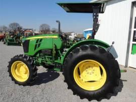 2016 John Deere 5075E