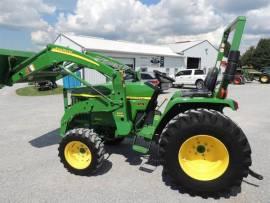 2010 John Deere 3005