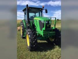 2021 John Deere 6105E