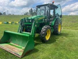 2010 John Deere 5083E