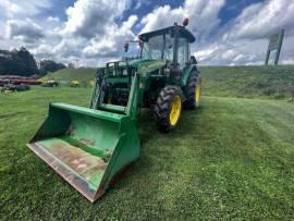 2010 John Deere 5083E