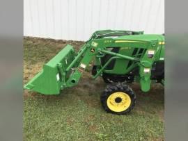 2022 John Deere 2032R