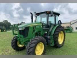 2021 John Deere 6135E