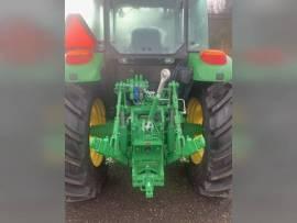 2022 John Deere 6120E