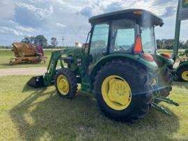 2015 John Deere 5065E