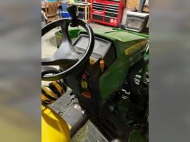 2017 John Deere 1025R