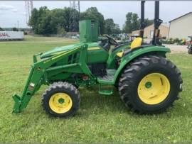 2022 John Deere 4052M