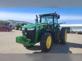 2015 John Deere 8270R