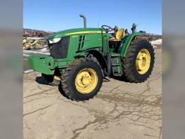 John Deere 6105D