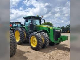 2017 John Deere 8370R