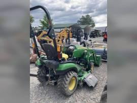 2014 John Deere 1025R