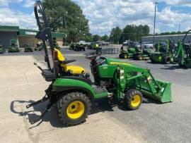 2017 John Deere 1025R