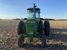 1990 John Deere 4255