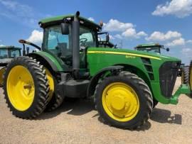 2010 John Deere 8270R