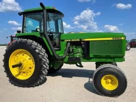 1994 John Deere 4560