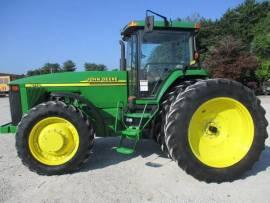 2000 John Deere 8110