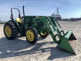 2015 John Deere 5065E