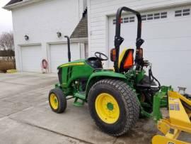 2015 John Deere 3039R