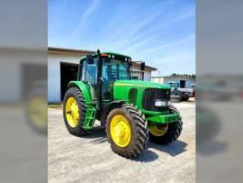 2004 John Deere 7520