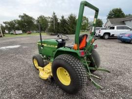 1989 John Deere 770