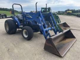 New Holland TN70A