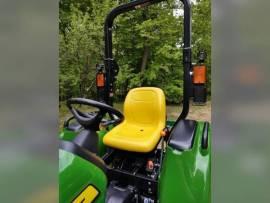 2017 John Deere 3025E