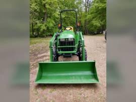 2017 John Deere 3025E