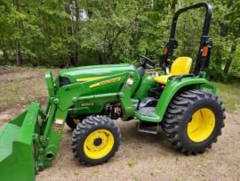 2017 John Deere 3025E