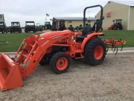 Kubota L3301HST