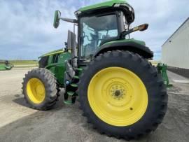 2021 John Deere 7R 230