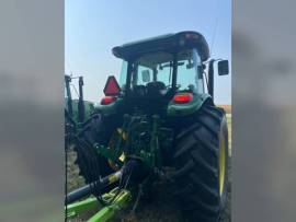 2019 John Deere 6120E