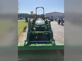 2022 John Deere 4052M