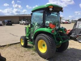 2022 John Deere 3046R