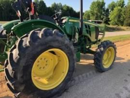 2018 John Deere 5055E