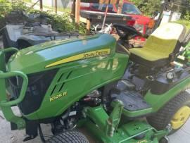 2017 John Deere 1025R