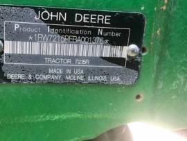 2011 John Deere 7215R