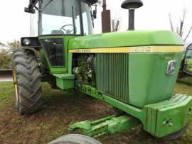 John Deere 4230