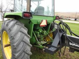 John Deere 4230