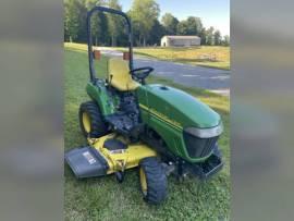 2006 John Deere 2305