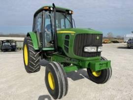 2008 John Deere 7130