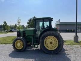 2008 John Deere 7230