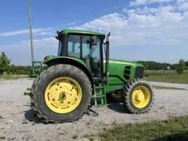 2008 John Deere 7230