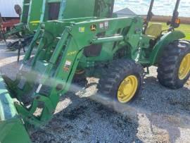 2017 John Deere 5055E