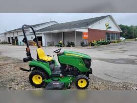 2017 John Deere 1023E