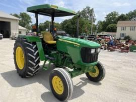 John Deere 5045D