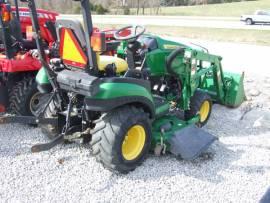 John Deere 1026R