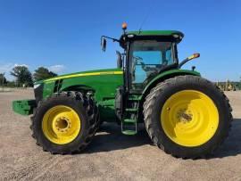 2015 John Deere 8245R